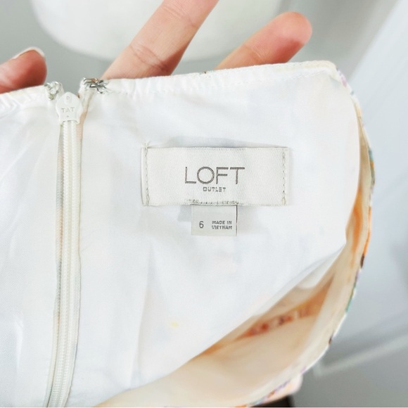 LOFT White with Orange & Blue Floral V-Neck Puff Sleeve Fit & Flare Dress - 6 - Picture 4 of 13